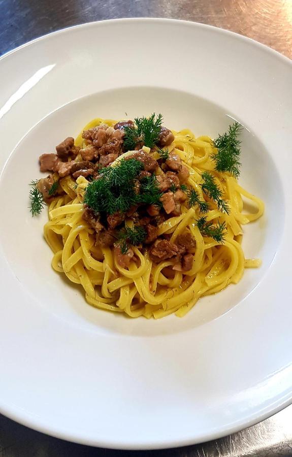 Agriturismo Fiore Di Campo فيرمو المظهر الخارجي الصورة