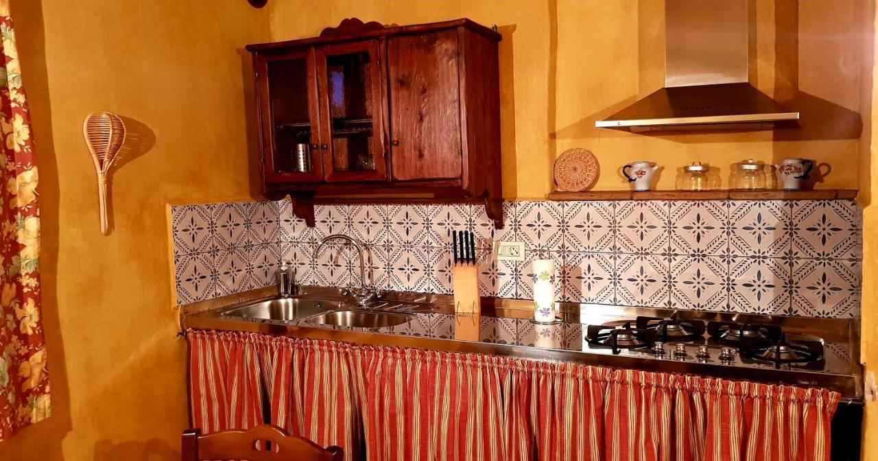 Agriturismo Fiore Di Campo فيرمو المظهر الخارجي الصورة